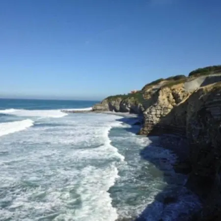 Lejlighed D'erromardie A 300m : Maison Basque Avec Terrasse, 3 Et Parking - Fr-1-4-589